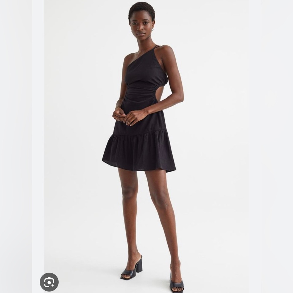 NWT: H&M one-shoulder cut out dress, XS
